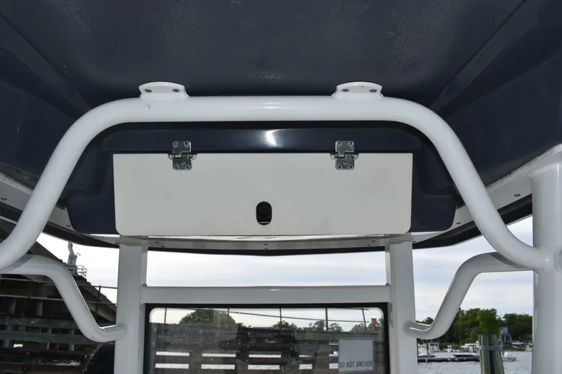 Slide: The Image of Robalo 246 Cayman 2022 - 7230164