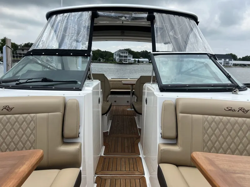 Slide: The Image of Sea Ray 350 SLX 2020 - 6986810