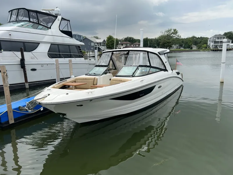 Slide: The Image of Sea Ray 350 SLX 2020 - 6986754