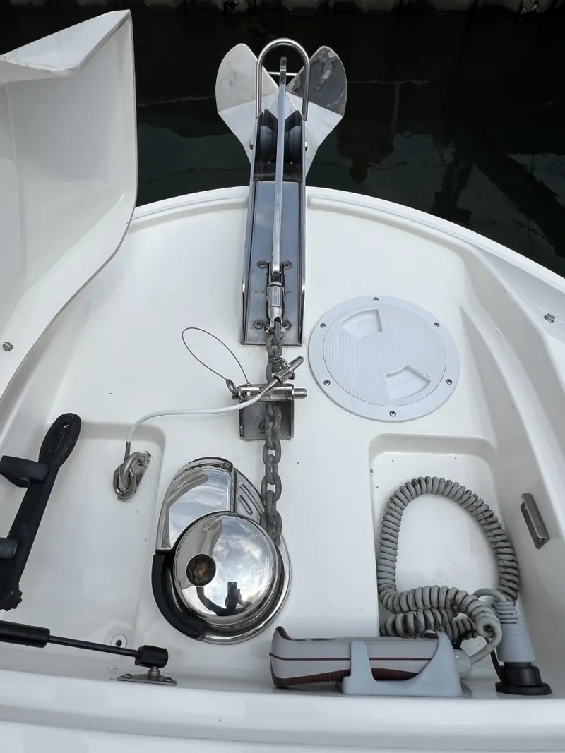 Slide: The Image of Sea Ray 350 SLX 2020 - 6986804