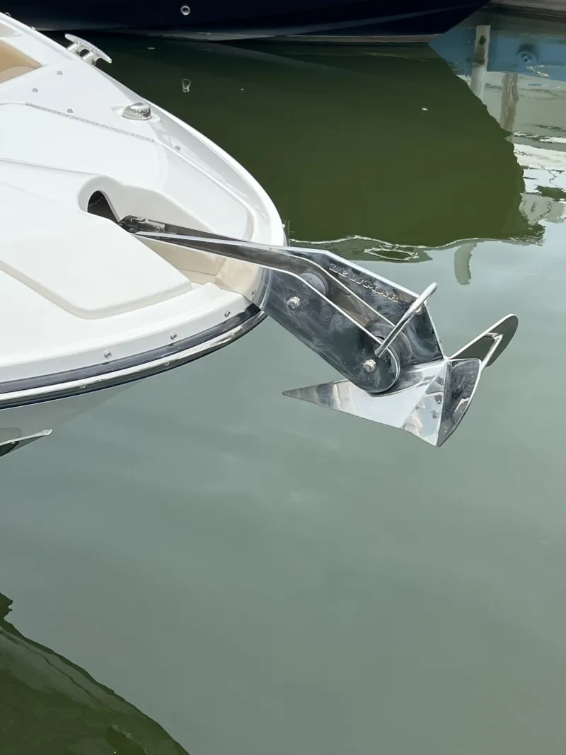 Slide: The Image of Sea Ray 350 SLX 2020 - 6986752