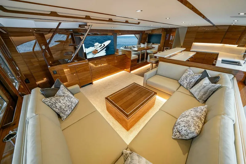 Slide: The Image of Viking 82 Skybridge - Salon 2026 Viking 82 Skybridge - 6889040