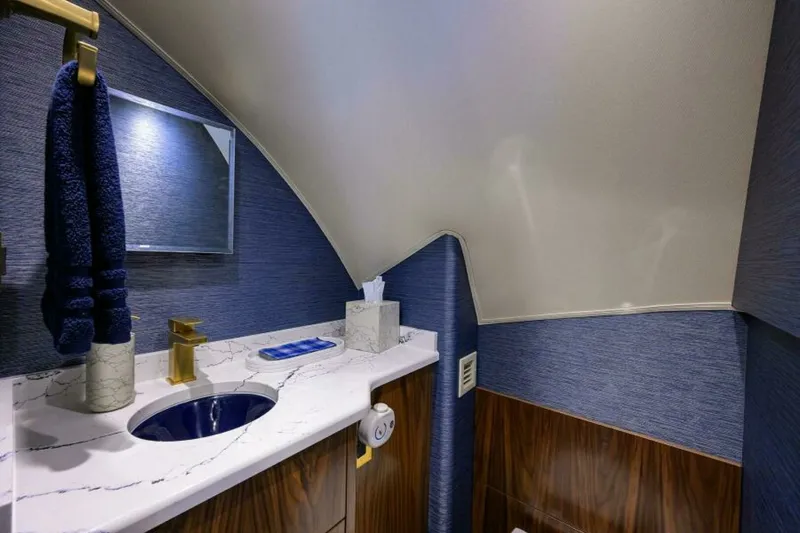 Slide: The Image of Viking 80 - KEMOSABE - Day Head 2024 Viking 80 Convertible KEMOSABE - 6889139