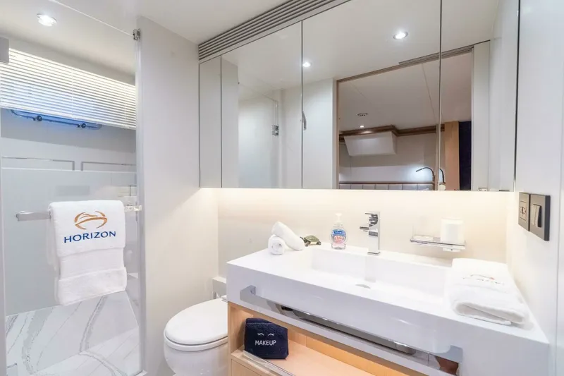 Slide: The Image of Horizon FD80 SHERI LYNN - Guest Stateroom Twin Ensuite Head 2023 Horizon 80
SHERI LYNN - 6889391