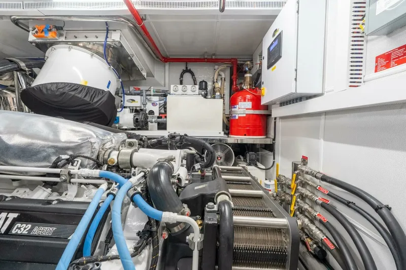 Slide: The Image of Horizon FD80 SHERI LYNN - Engine Room 2023 Horizon 80
SHERI LYNN - 6889403