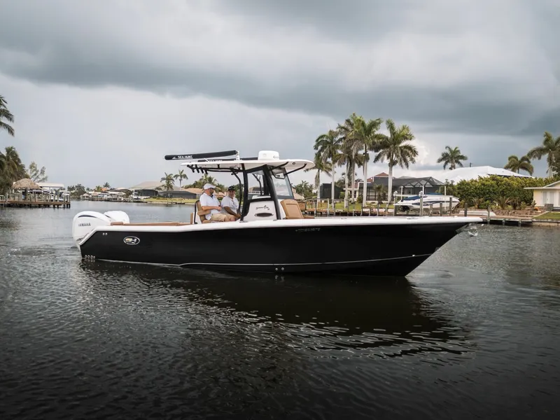 Slide: The Image of Sea Hunt Gamefish 30 Coffin Box 2022 - 6890046