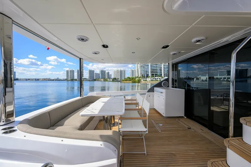 Slide: The Image of Azimut 78 - DT78 - Aft Deck 2024 Azimut 78 Fly - DT78 - 6889506