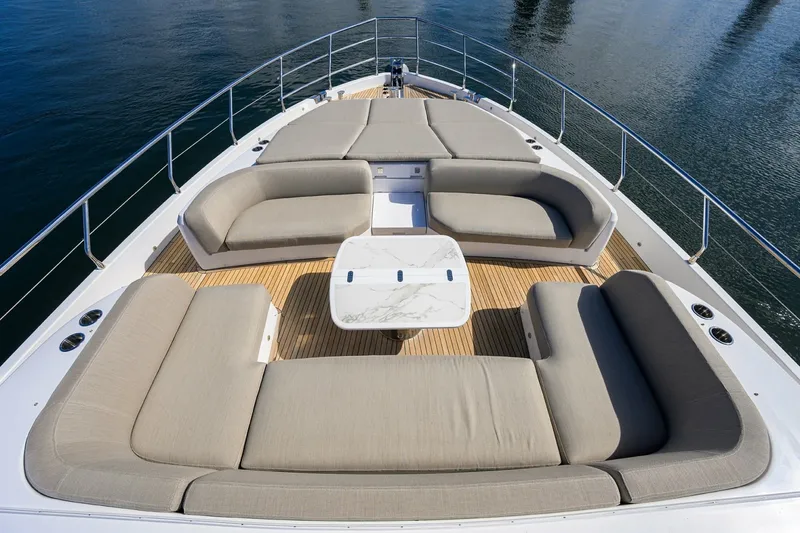 Slide: The Image of Azimut 78 - DT78 - Bow Seating 2024 Azimut 78 Fly - DT78 - 6889509