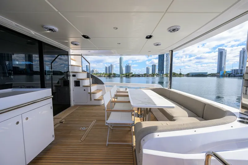 Slide: The Image of Azimut 78 - DT78 - Aft Deck 2024 Azimut 78 Fly - DT78 - 6889498