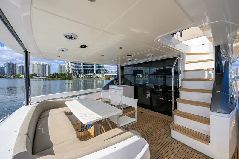 Slide: The Image of Azimut 78 - DT78 - Aft Deck 2024 Azimut 78 Fly - DT78 - 6889505