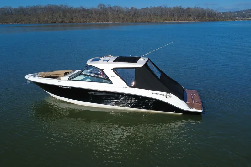 Slide: The Image of Sea Ray SLX 400 2022 - 6943297