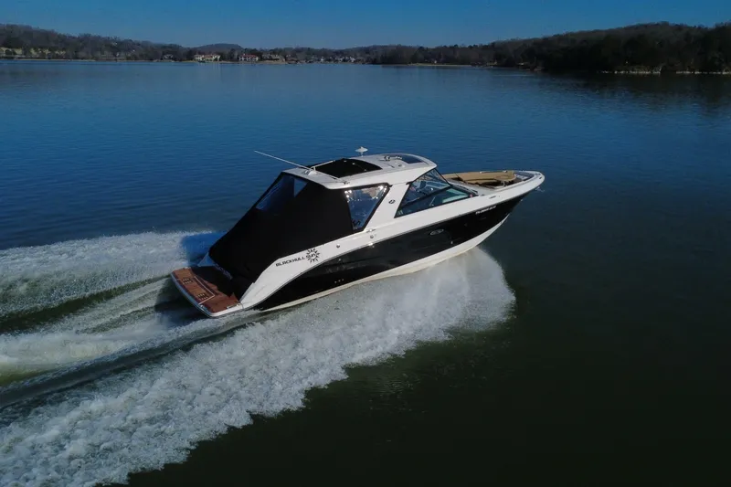 Slide: The Image of Sea Ray SLX 400 2022 - 7387876