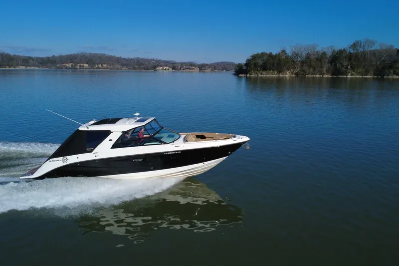 Slide: The Image of Sea Ray SLX 400 2022 - 6943220