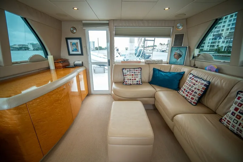Slide: The Image of Lazzara 76 - Dare to Dream - 2000 / 2014 76’ Lazzara Skybridge - Dare to Dream - 6889749