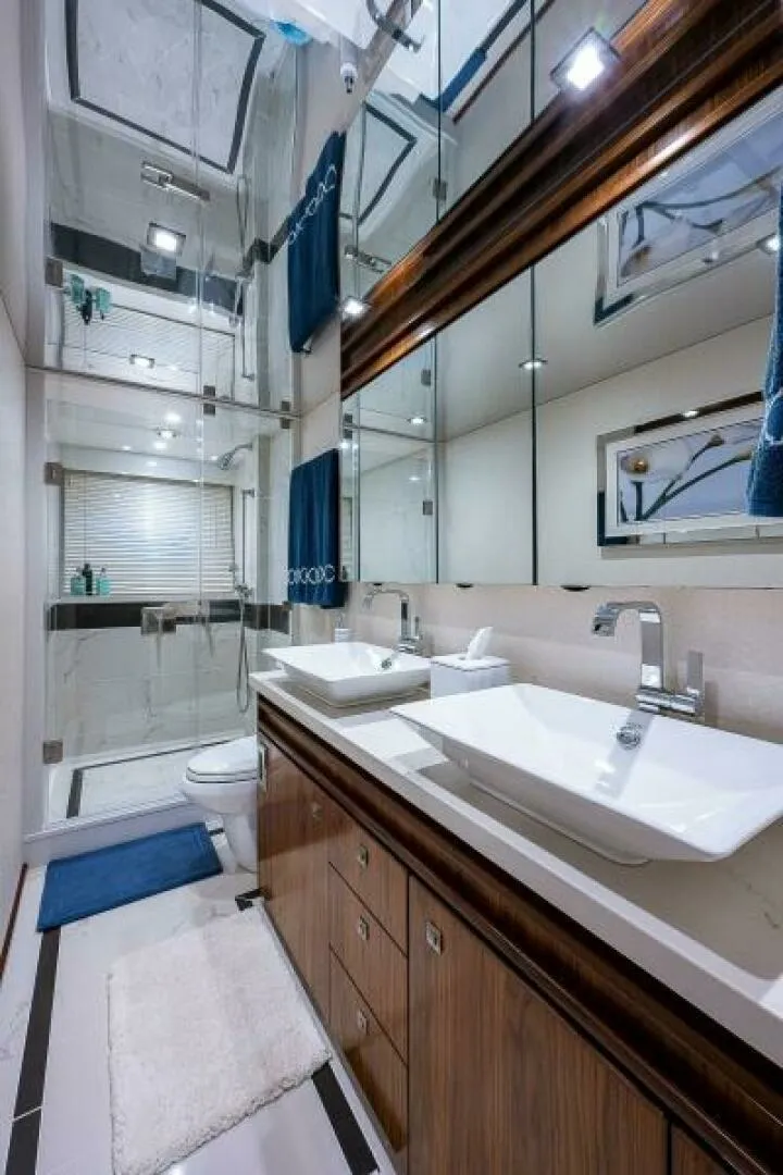 Slide: The Image of Viking 75 MIRAGE - Master Head 2017 Viking 75 Motoryacht MIRAGE - 6889794