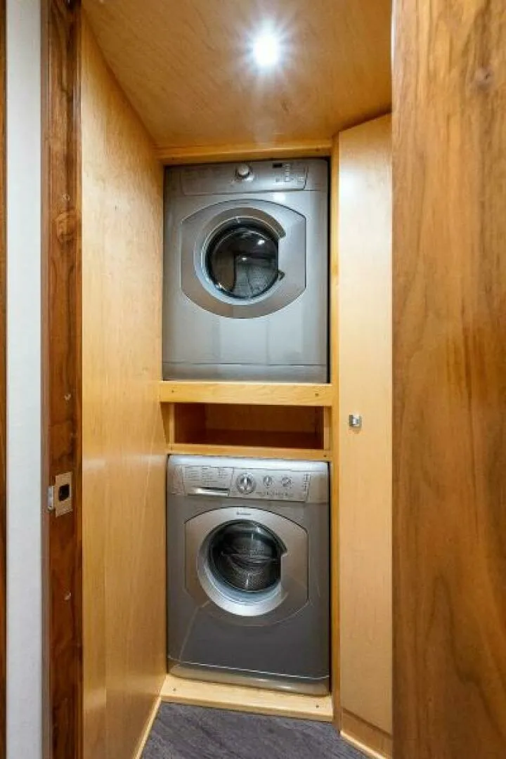 Slide: The Image of Viking 75 MIRAGE - Laundry 2017 Viking 75 Motoryacht MIRAGE - 6889787