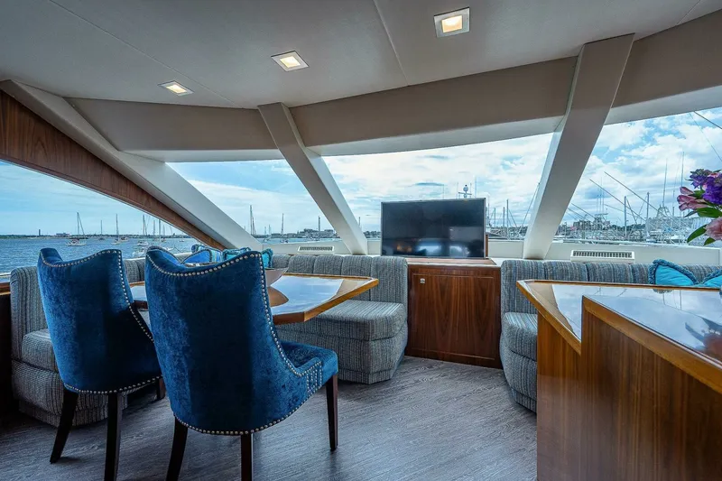 Slide: The Image of Viking 75 MIRAGE - Dining 2017 Viking 75 Motoryacht MIRAGE - 6889784