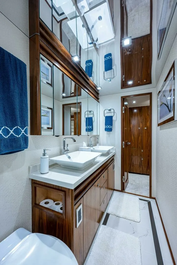 Slide: The Image of Viking 75 MIRAGE - Master Head 2017 Viking 75 Motoryacht MIRAGE - 6889795