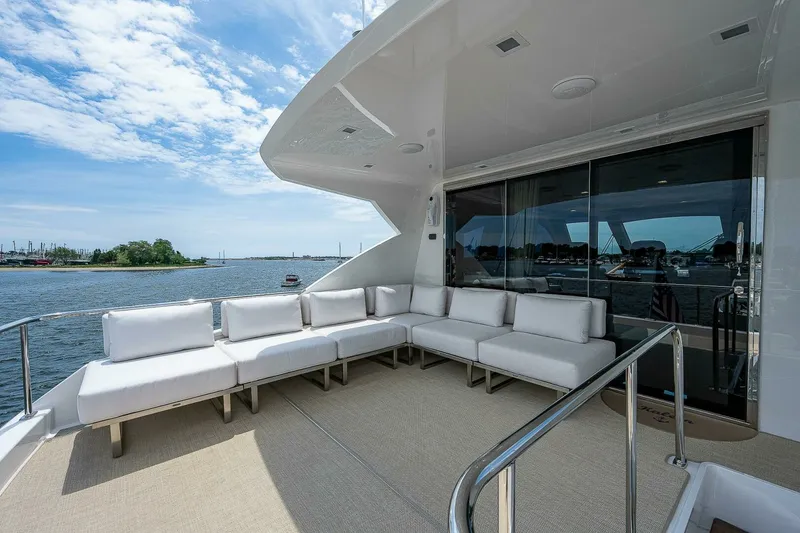 Slide: The Image of Viking 75 MIRAGE - Flybridge Aft Deck 2017 Viking 75 Motoryacht MIRAGE - 6889824