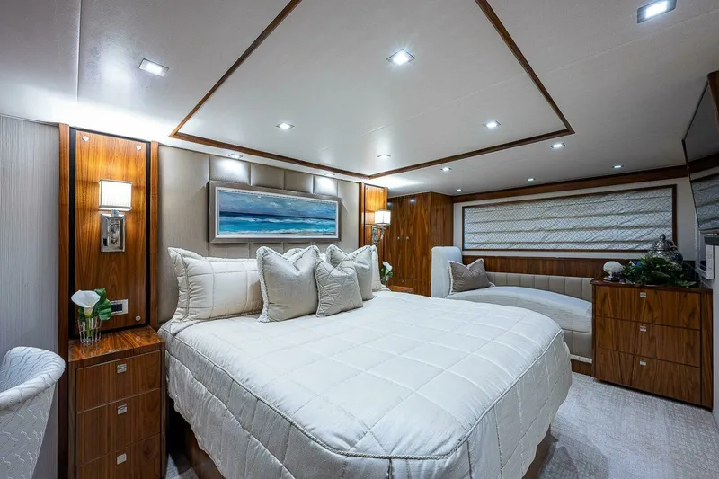 Slide: The Image of Viking 75 MIRAGE - Master Stateroom 2017 Viking 75 Motoryacht MIRAGE - 6889788