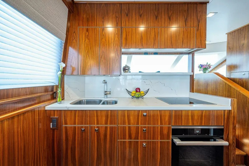 Slide: The Image of Viking 75 MIRAGE - Galley 2017 Viking 75 Motoryacht MIRAGE - 6889783