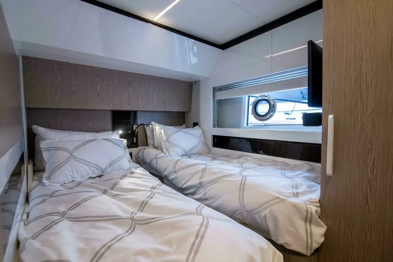 Slide: The Image of Azimut 70 Triple Play - 2019 Azimut S7 Triple Play - 6890304