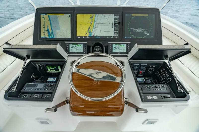 Slide: The Image of Viking 68 Convertible - Helm 2026 Viking 68 Convertible - 6890449