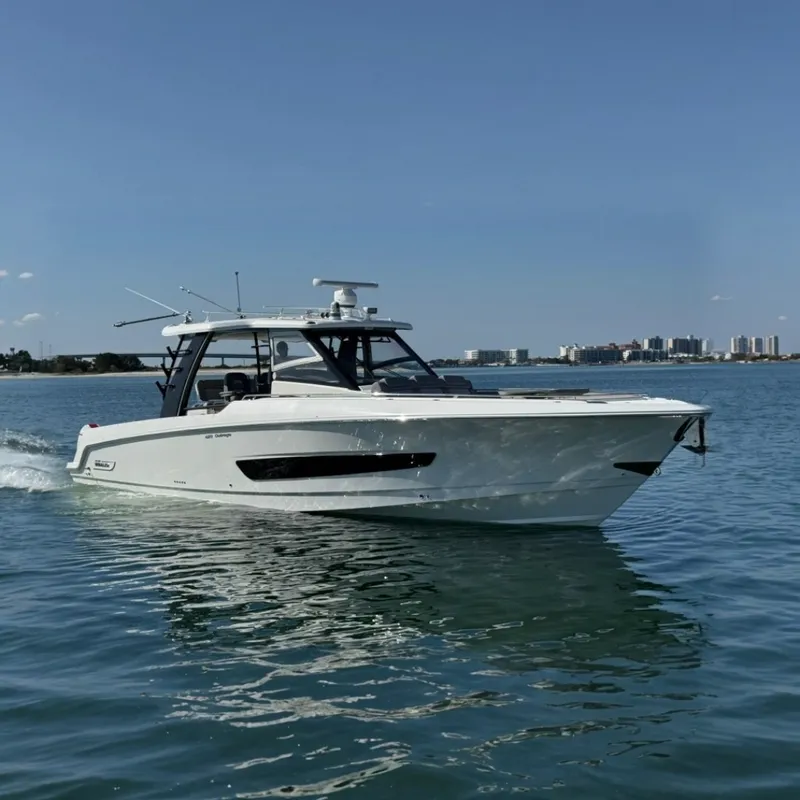 The Image of Boston Whaler 420 Outrage 2021 - 7534288