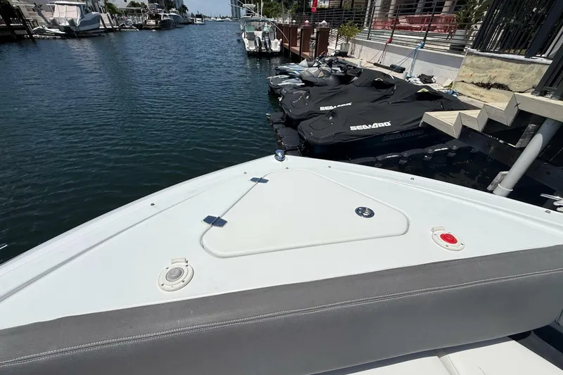 Slide: The Image of Cruisers 38 GLS OB 2021 - 6943639