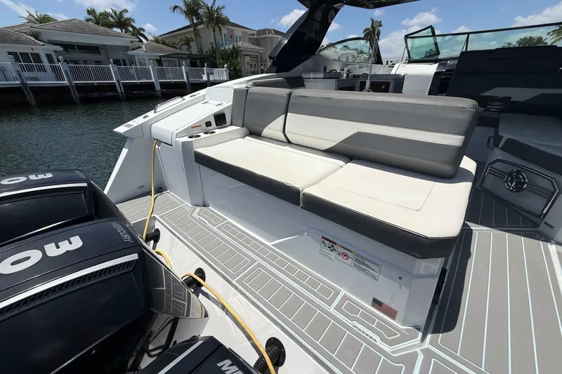 Slide: The Image of Cruisers 38 GLS OB 2021 - 7388249