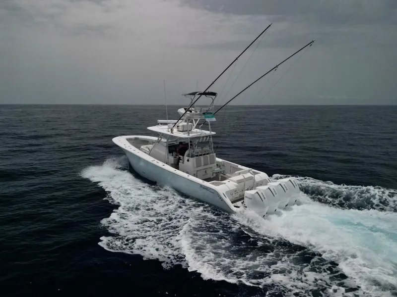 Slide: The Image of Front Runner 39 Center Console 2021 - 6943994