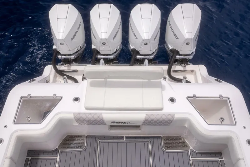 Slide: The Image of Front Runner 39 Center Console 2021 - 7230775