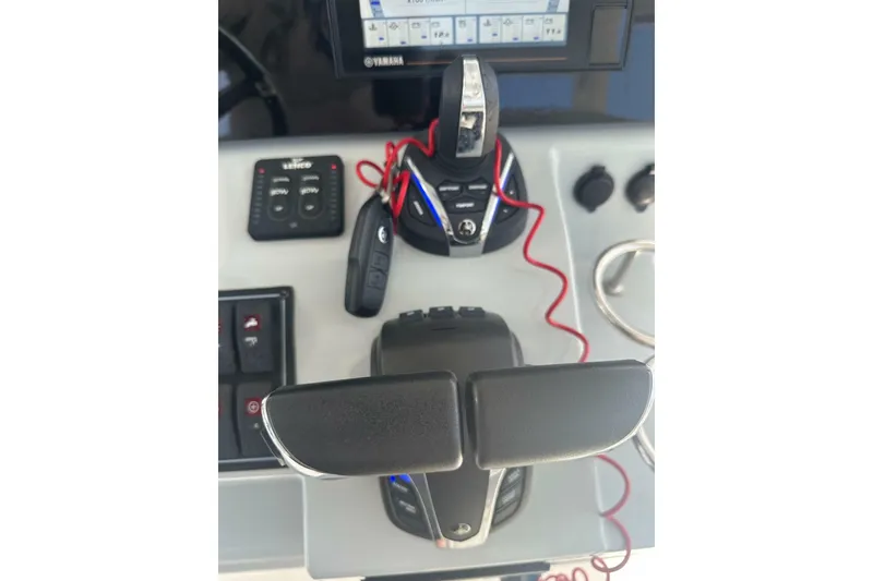 Slide: The Image of Pursuit S 328 Sport 2021 - 6944089