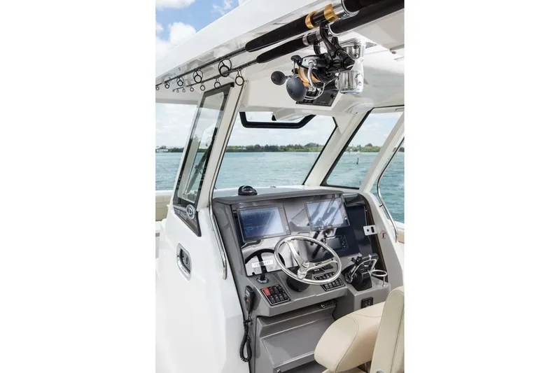 Slide: The Image of Pursuit S 328 Sport 2021 - 7230990