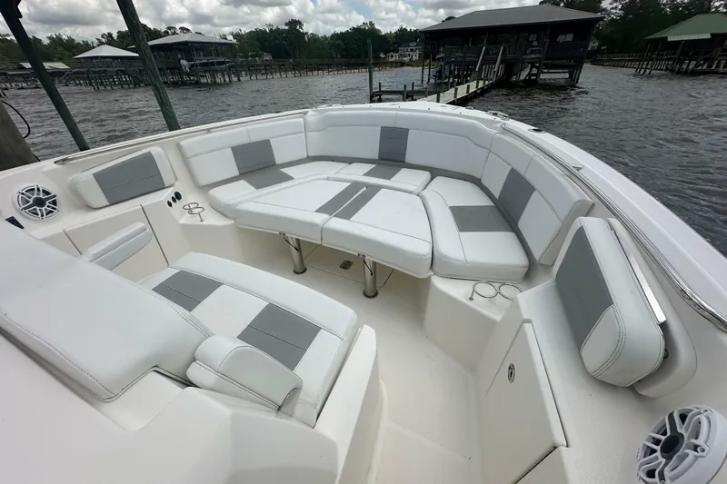 Slide: The Image of Pursuit S 328 Sport 2021 - 6944140