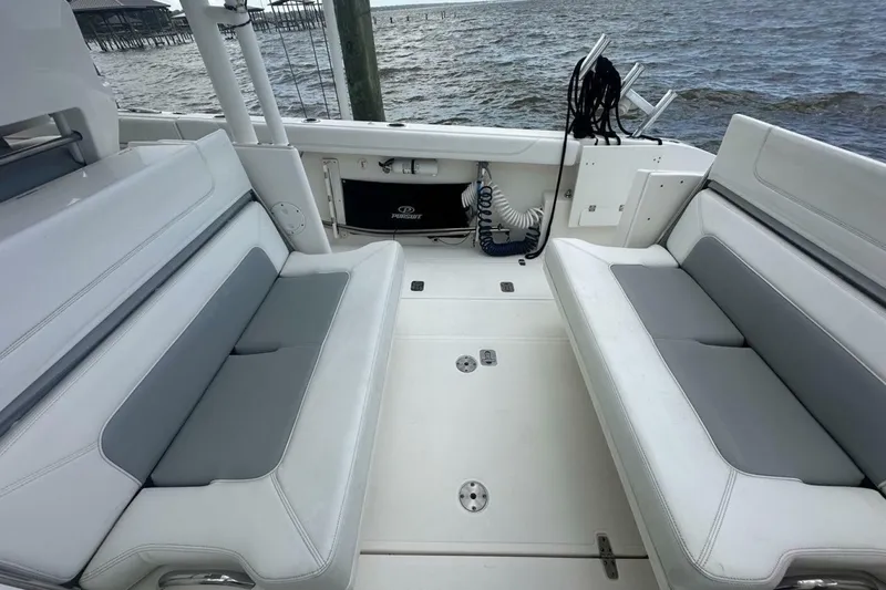 Slide: The Image of Pursuit S 328 Sport 2021 - 7230928