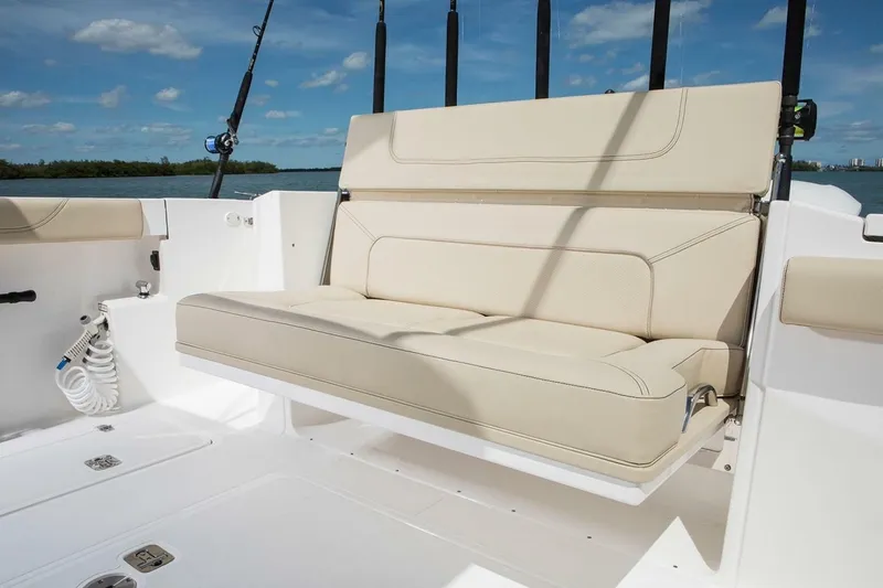 Slide: The Image of Pursuit S 328 Sport 2021 - 7231011