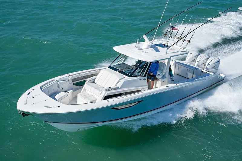 The Image of Pursuit S 378 Sport 2021 - 7388397