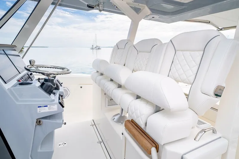 Slide: The Image of Pursuit S 378 Sport 2021 - 7388421