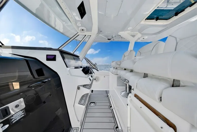Slide: The Image of Pursuit S 378 Sport 2021 - 7534512