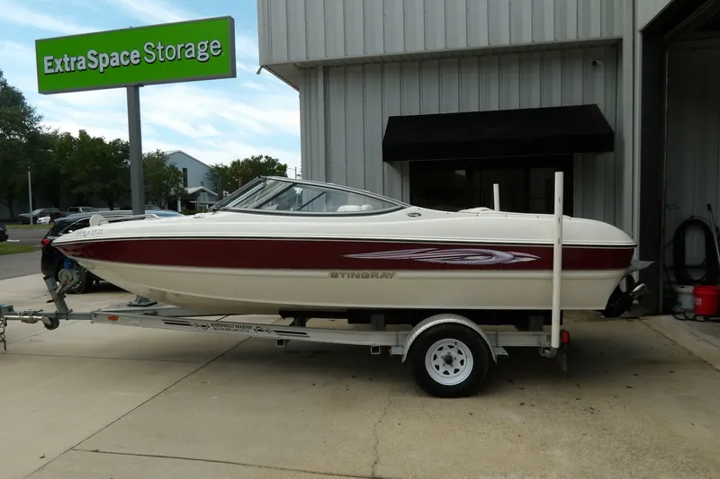 The Image of Stingray 195 LS/LX 2012 - 6893915