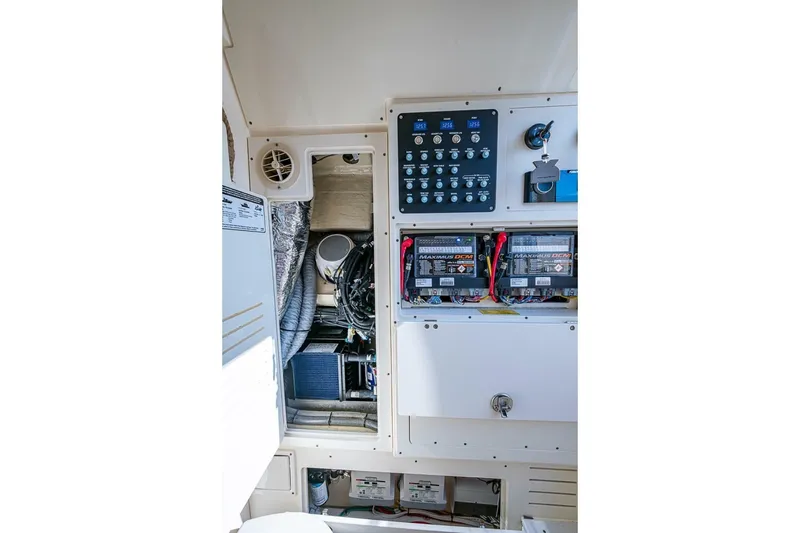 Slide: The Image of Scout 330 LXF 2021 - 6944300