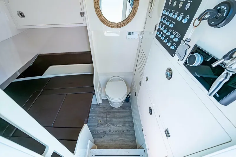 Slide: The Image of Scout 330 LXF 2021 - 6944293