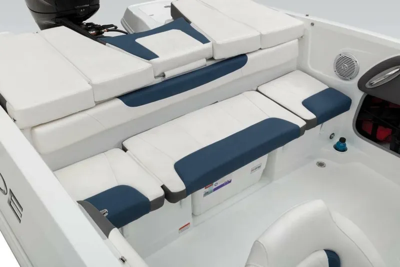 Slide: The Image of Tahoe 550 TS 2021 - 7231236