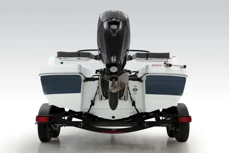 Slide: The Image of Tahoe 550 TS 2021 - 7231222