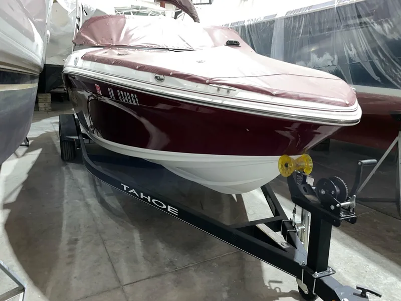 Slide: The Image of Tahoe 550 TS 2021 - 6894161