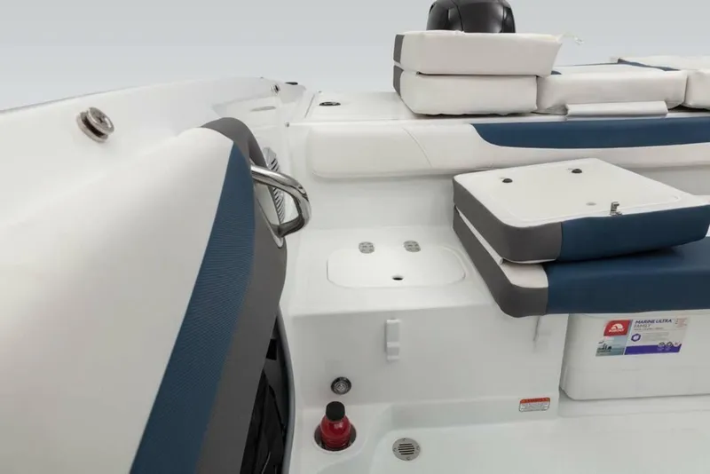 Slide: The Image of Tahoe 550 TS 2021 - 7231249