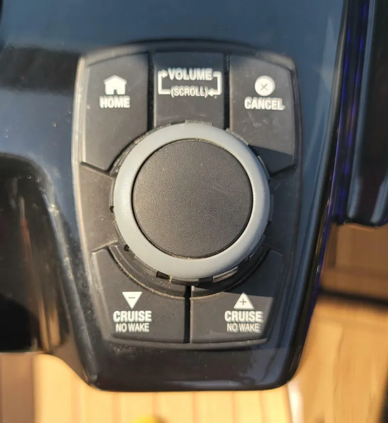 Slide: The Image of Yamaha 252SD 2021 - 7231433