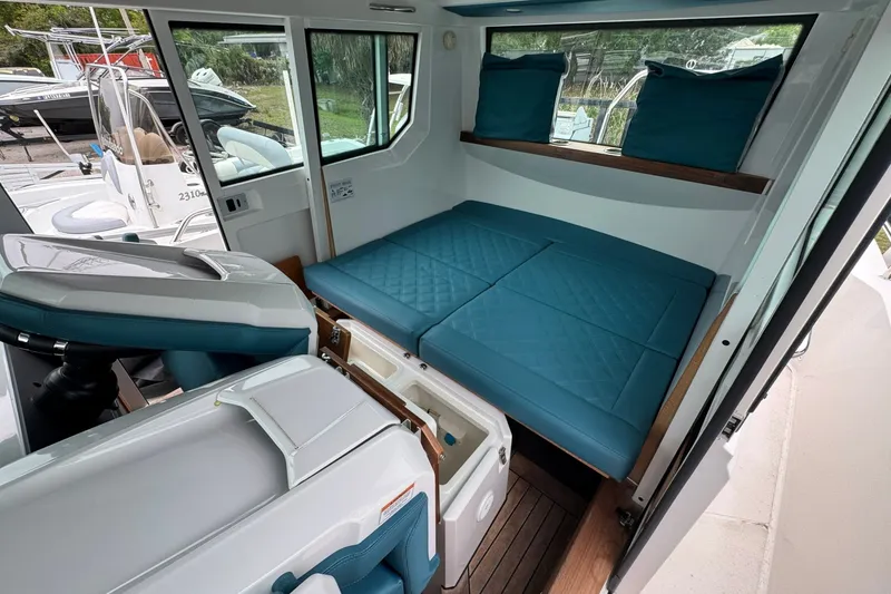 Slide: The Image of Axopar 28 Cabin 2020 - 7535106
