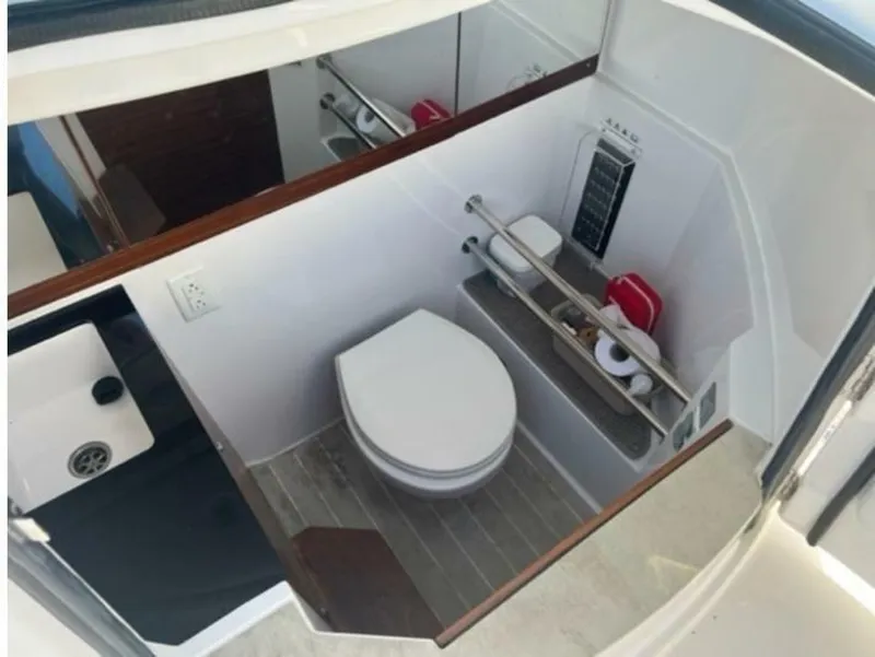 Slide: The Image of Axopar 28 Cabin 2020 - 7388932